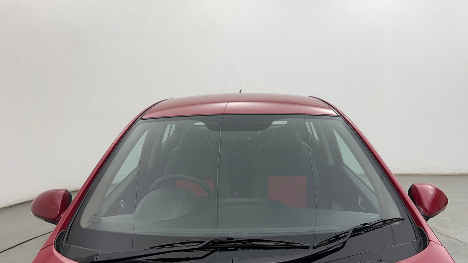 Used 2016 Hyundai Xcent SX 1.2 Petrol Manual exterior FRONT WINDSHIELD VIEW