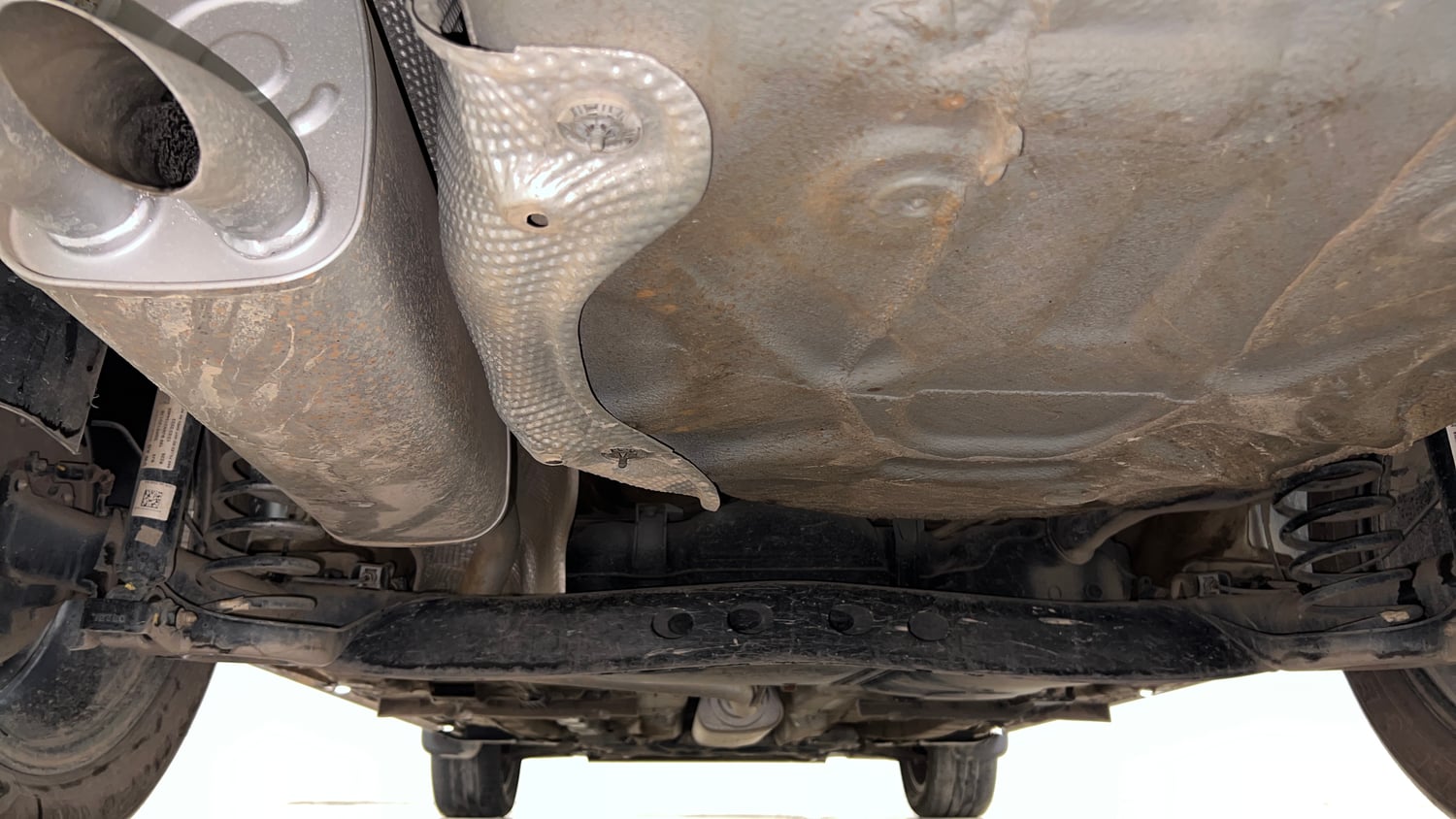 Used 2023 Skoda Slavia Style 1.5L TSI DSG Petrol Automatic extra REAR UNDERBODY VIEW (TAKEN FROM REAR)