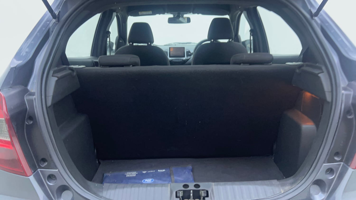 Used 2020 Ford Freestyle Titanium Plus 1.2 Ti-VCT Petrol Manual interior DICKY INSIDE VIEW