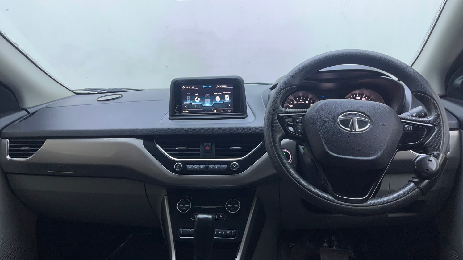Used 2018 Tata Nexon XZA Plus Diesel Dual Tone Diesel Automatic interior DASHBOARD VIEW