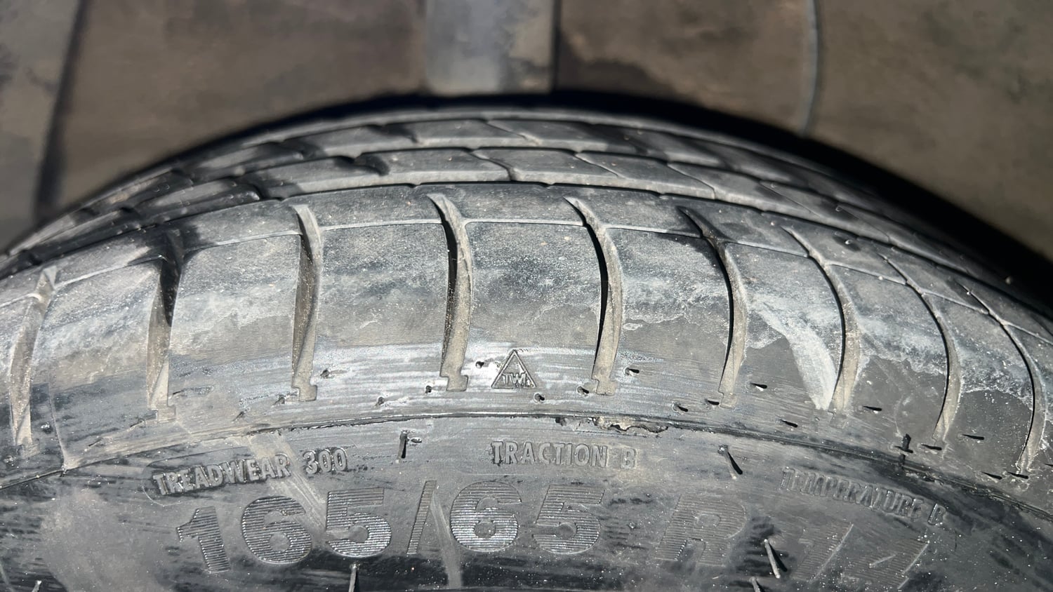 Used 2015 Hyundai Xcent S 1.2 (O) Petrol Manual tyres RIGHT REAR TYRE TREAD VIEW