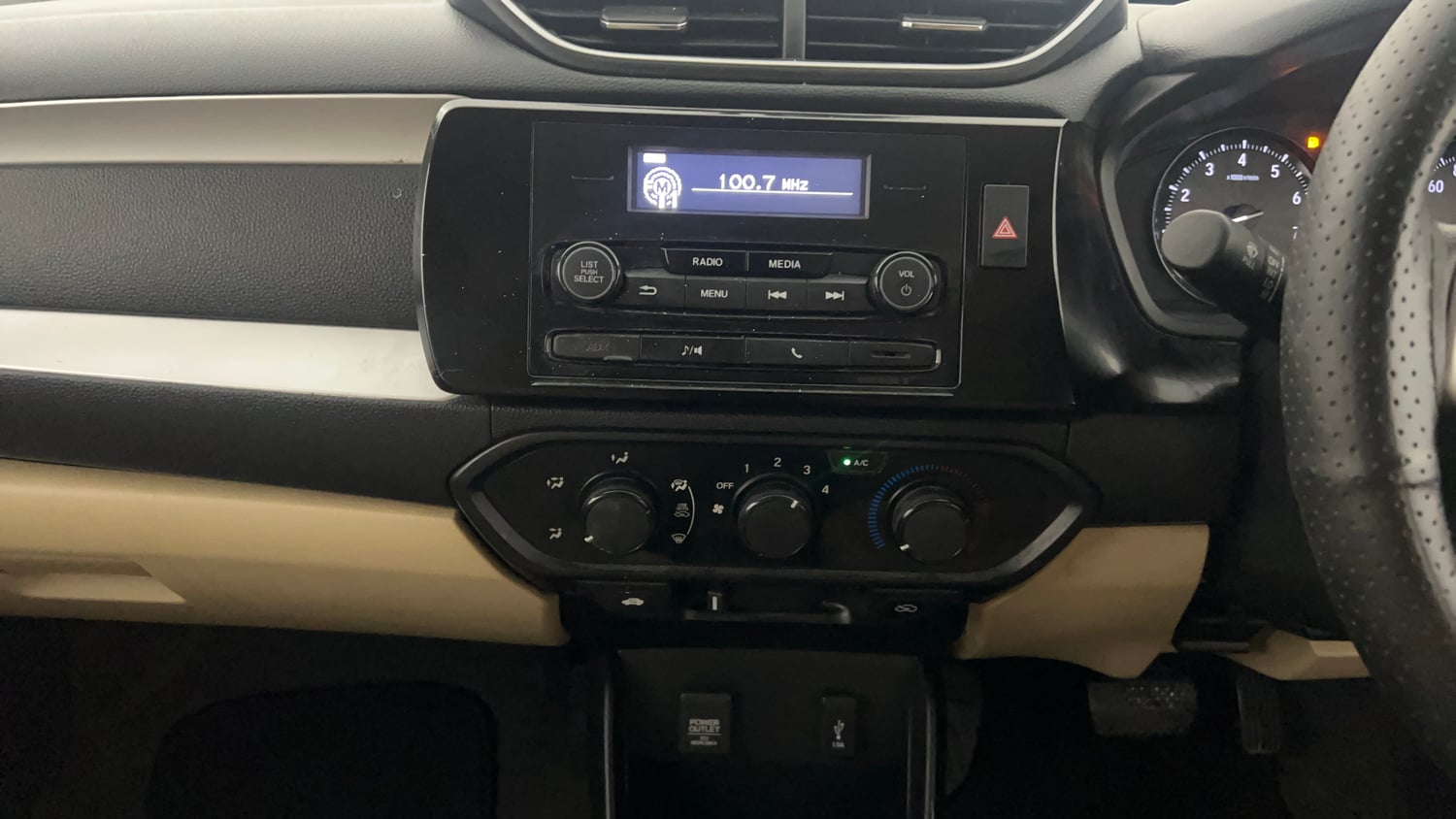 Used 2024 honda Amaze 2nd Generation S 1.2 Petrol CVT Petrol Automatic interior MUSIC SYSTEM & AC CONTROL VIEW
