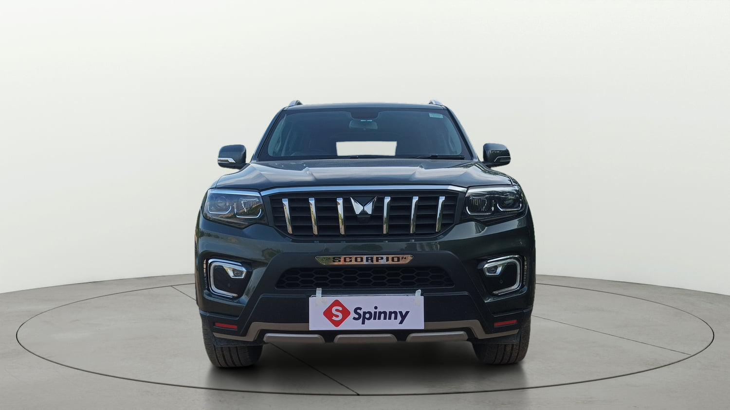 Used 2023 Mahindra Scorpio N Z8 L Diesel AT 4WD 7 STR Diesel Automatic exterior FRONT VIEW