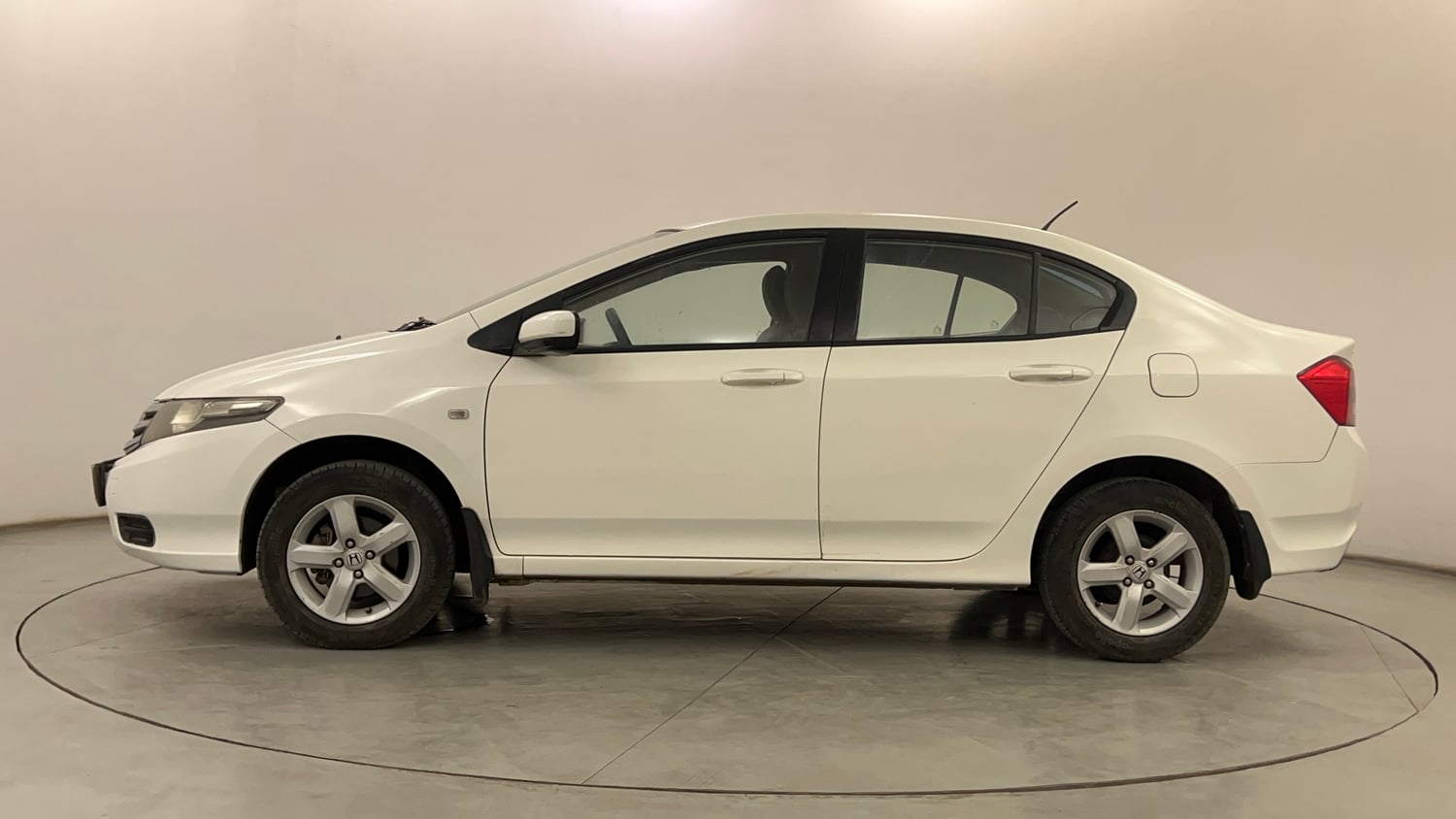 Used 2013 Honda City 1.5 S MT Petrol Manual exterior LEFT SIDE VIEW