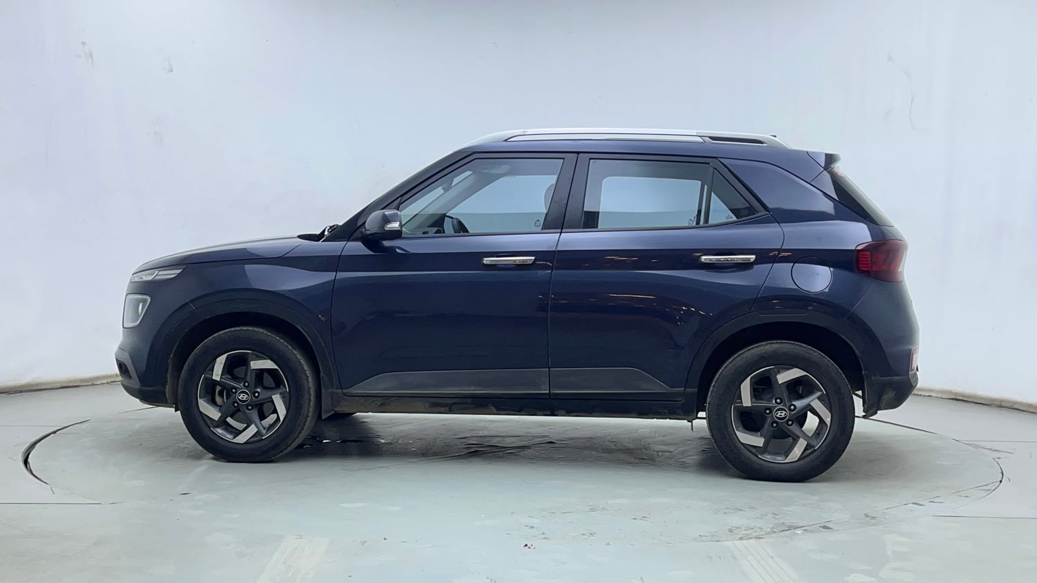 Used 2019 Hyundai Venue SX Plus 1.0 Turbo DCT Petrol Automatic exterior LEFT SIDE VIEW