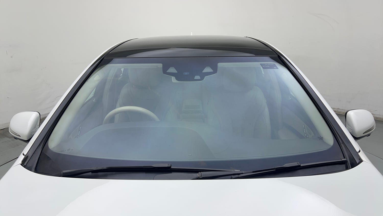 Used 2020 Mercedes-Benz S-Class (W222) S 350D Diesel Automatic exterior FRONT WINDSHIELD VIEW
