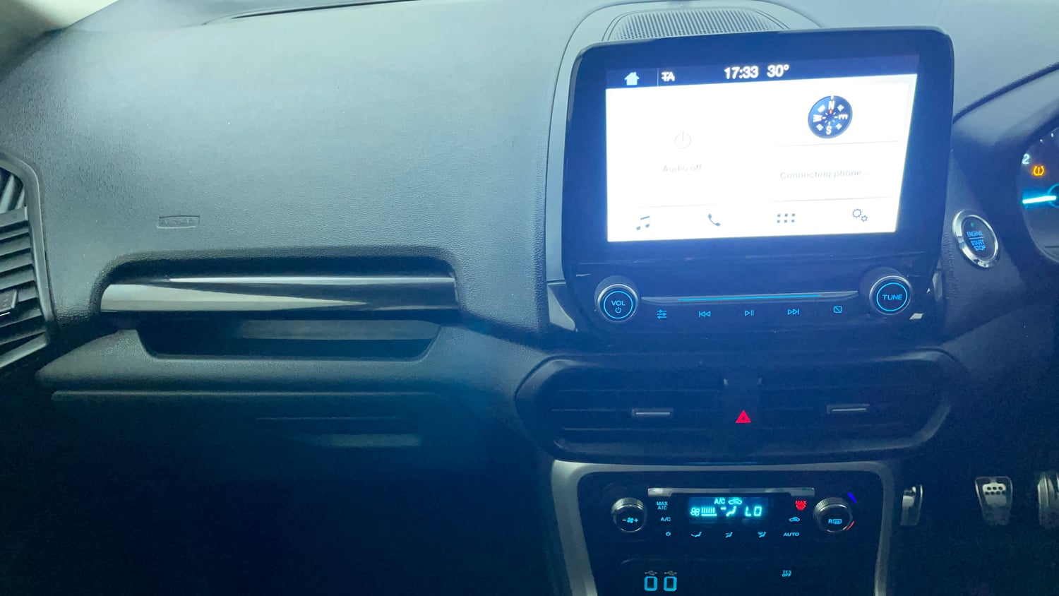 Used 2017 Ford EcoSport Titanium + 1.5L TDCi Diesel Manual interior MUSIC SYSTEM & AC CONTROL VIEW