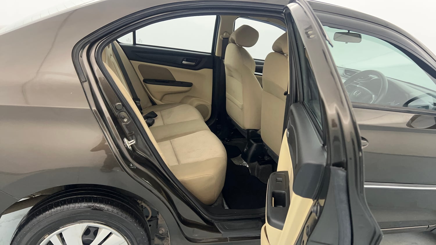 Used 2024 honda Amaze 2nd Generation S 1.2 Petrol CVT Petrol Automatic interior RIGHT SIDE REAR DOOR CABIN VIEW