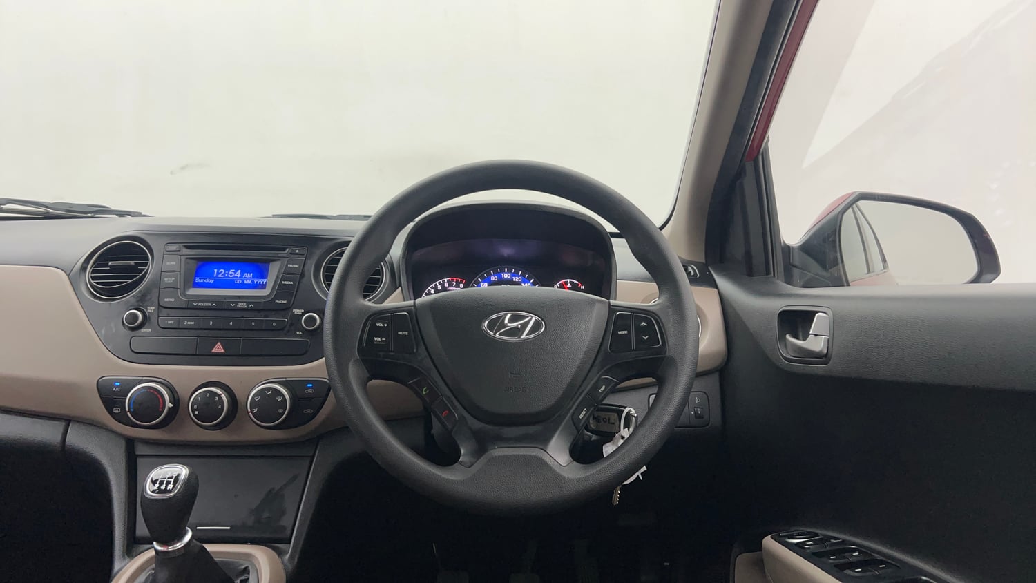 Used 2016 Hyundai Xcent SX 1.2 Petrol Manual interior STEERING VIEW