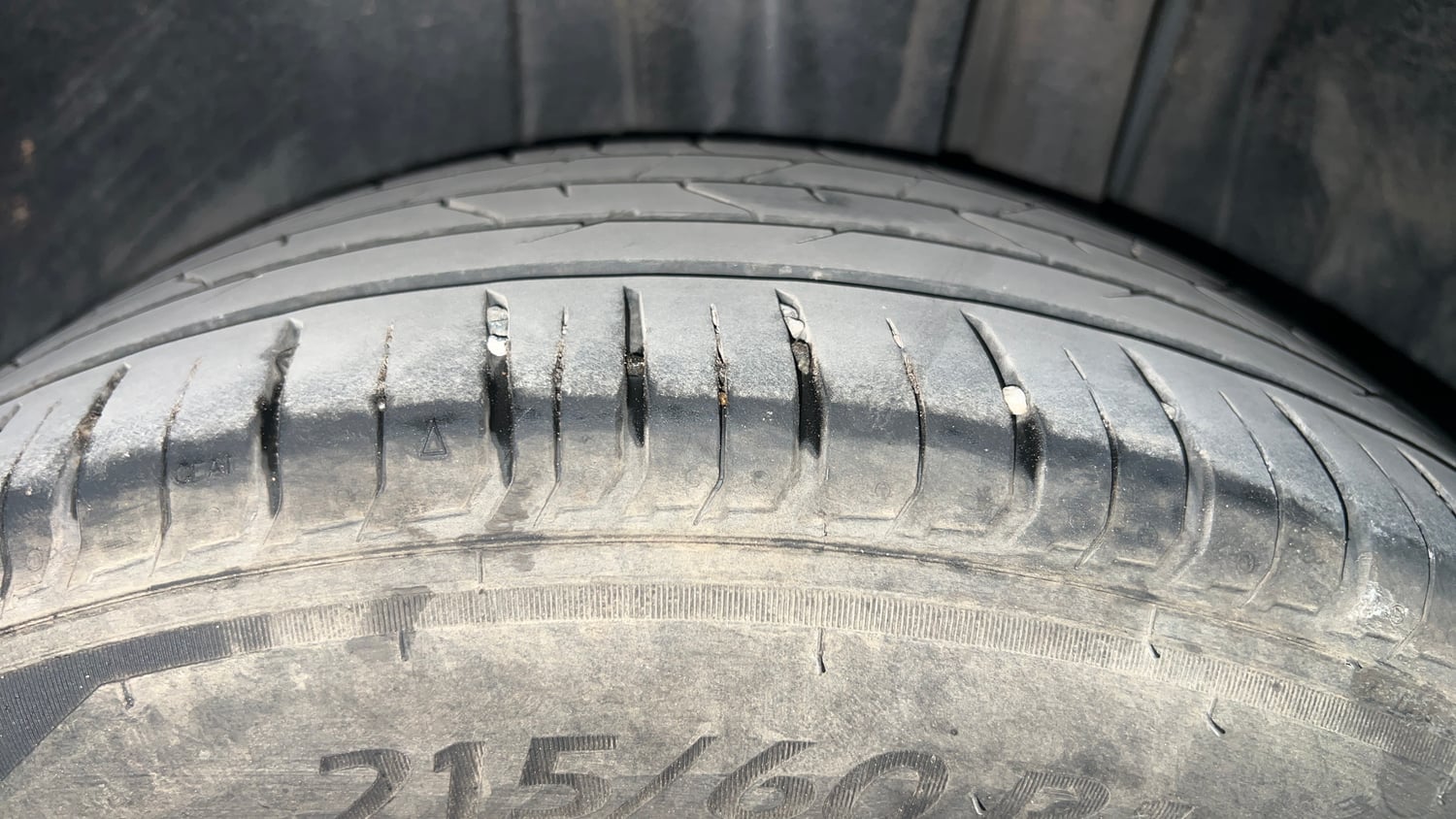 Used 2018 Maruti Suzuki S-Cross Zeta 1.3 Diesel Manual tyres LEFT REAR TYRE TREAD VIEW