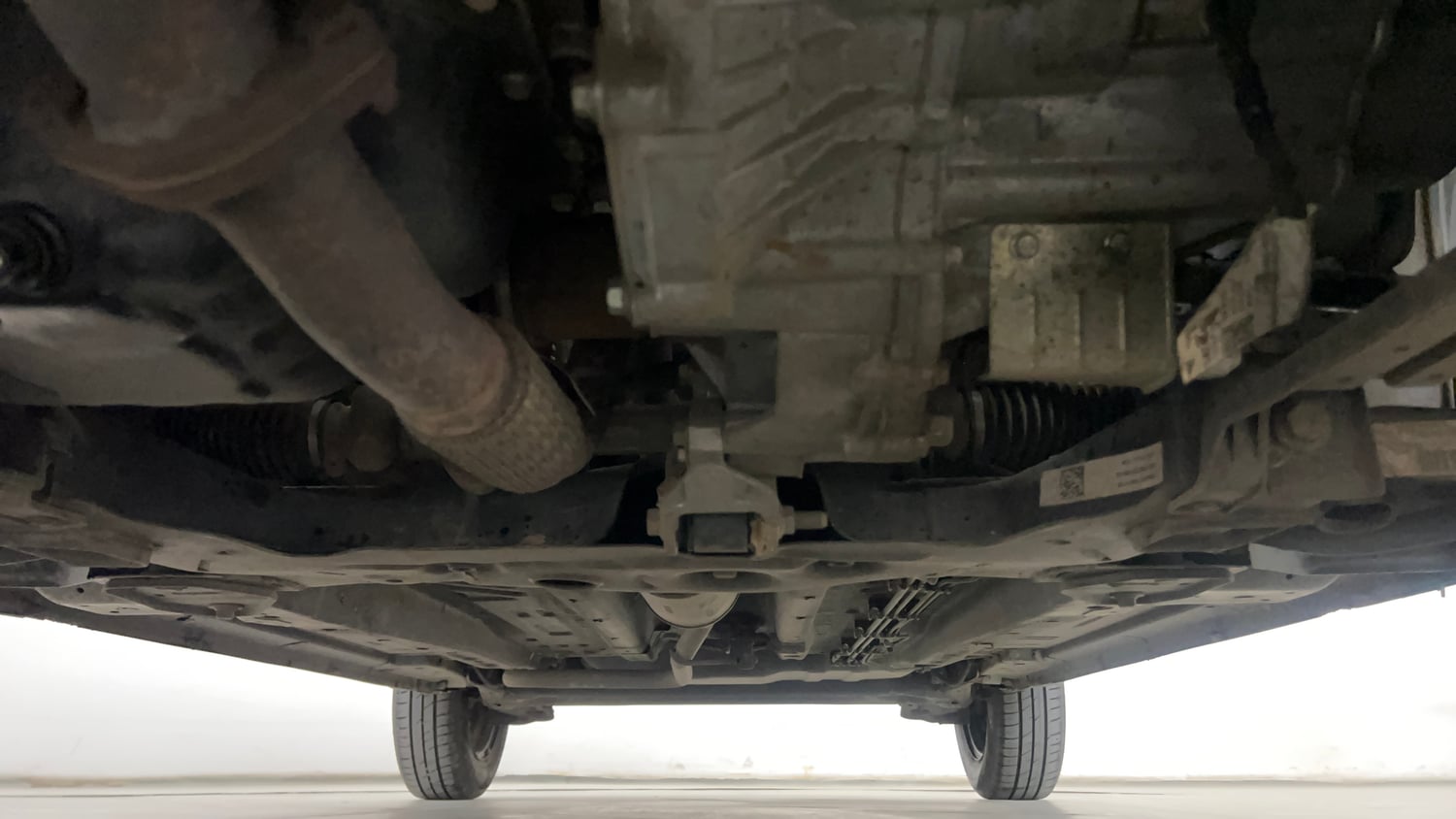 Used 2022 Tata Punch Accomplished AMT Petrol Automatic extra FRONT LEFT UNDERBODY VIEW