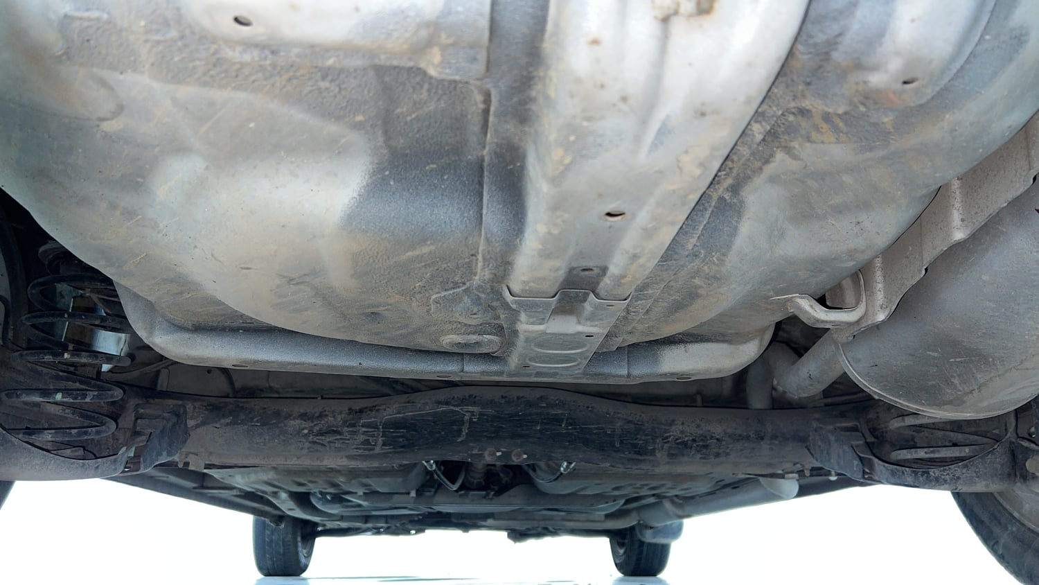 Used 2013 Honda City 1.5 S MT Petrol Manual extra REAR UNDERBODY VIEW (TAKEN FROM REAR)