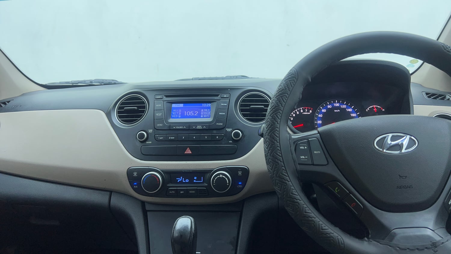 Used 2014 Hyundai Xcent S AT 1.2 (O) Petrol Automatic top_features Integrated (in-dash) music system