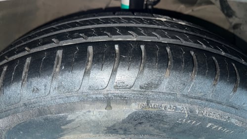 Used 2022 Maruti Suzuki Swift VXi AMT Petrol Automatic tyres RIGHT FRONT TYRE TREAD VIEW