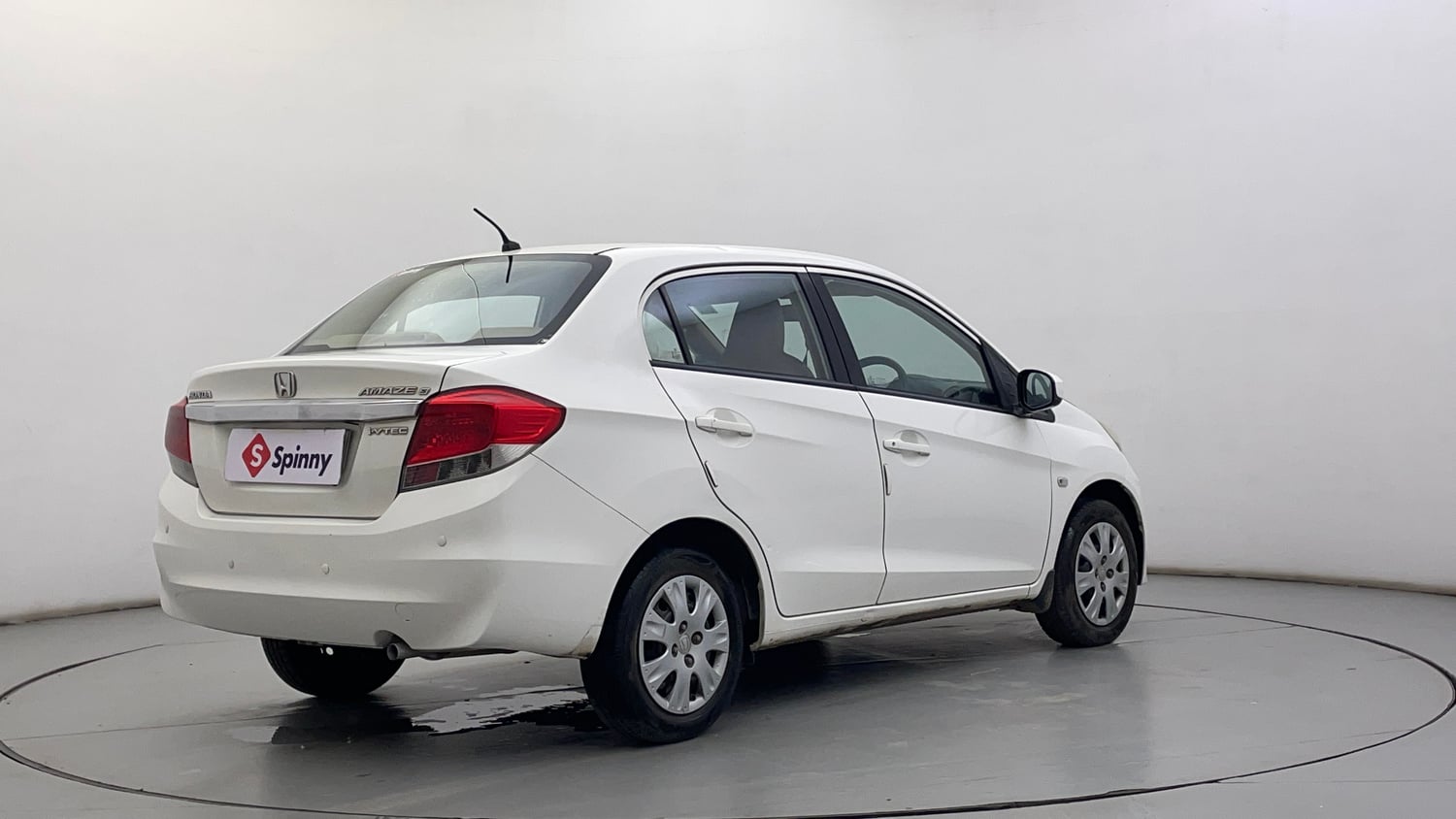 Used 2014 Honda Amaze 1.2 S i-VTEC Petrol Manual exterior RIGHT REAR CORNER VIEW