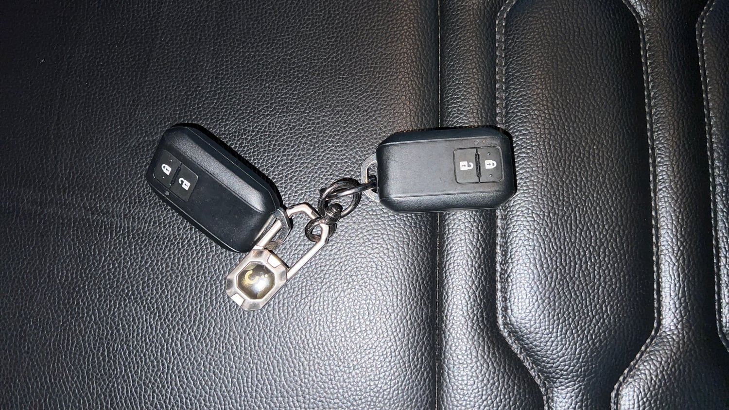 Used 2023 Maruti Suzuki Brezza Zxi Plus Dual Tone Petrol Manual extra CAR KEY VIEW