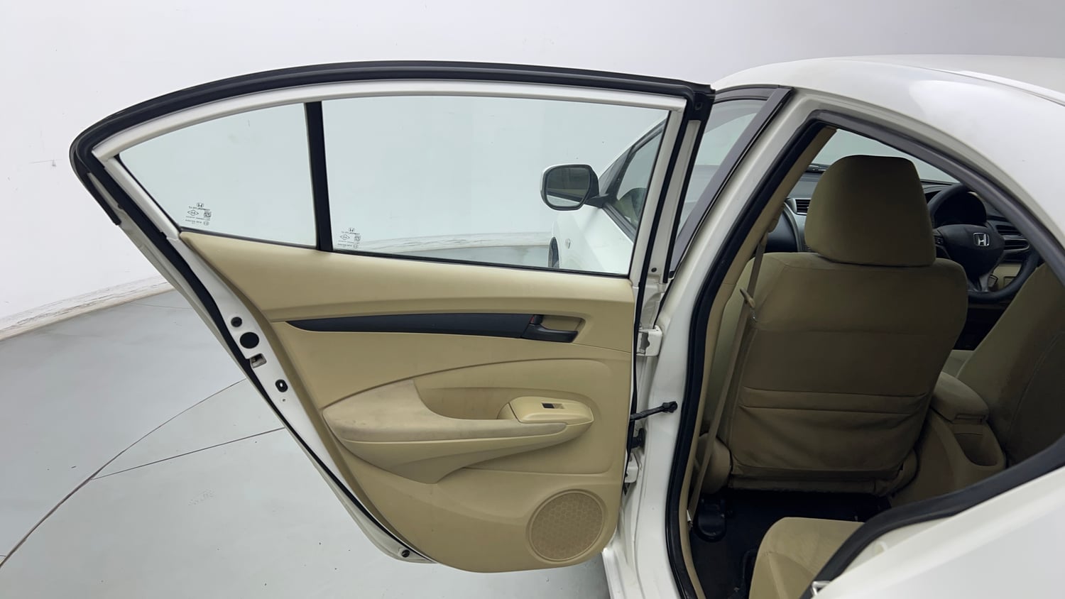 Used 2013 Honda City 1.5 S MT Petrol Manual interior LEFT REAR DOOR OPEN VIEW
