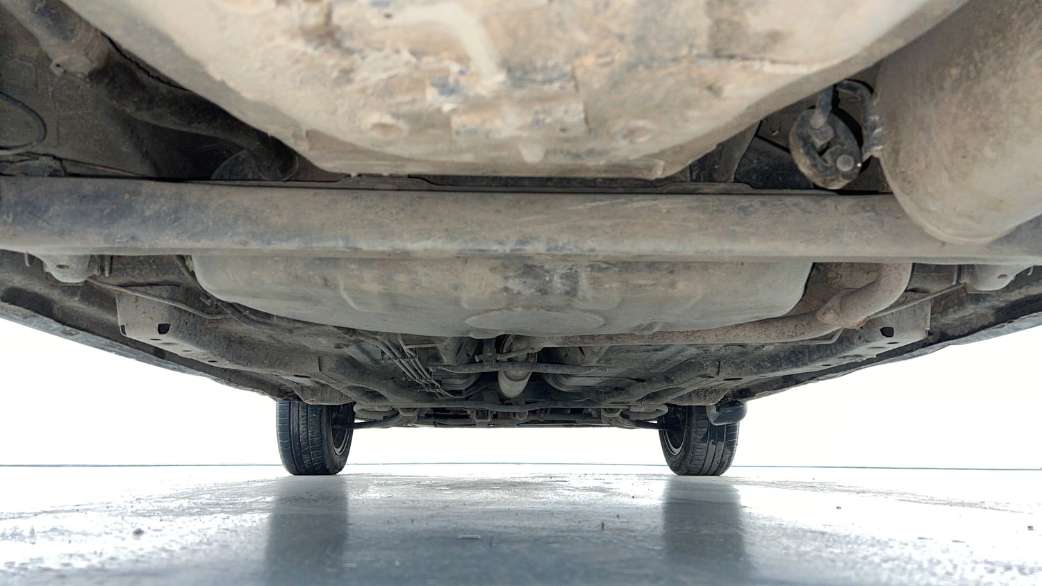 Used 2020 Tata Tiago XZ Plus Petrol Manual extra REAR UNDERBODY VIEW (TAKEN FROM REAR)
