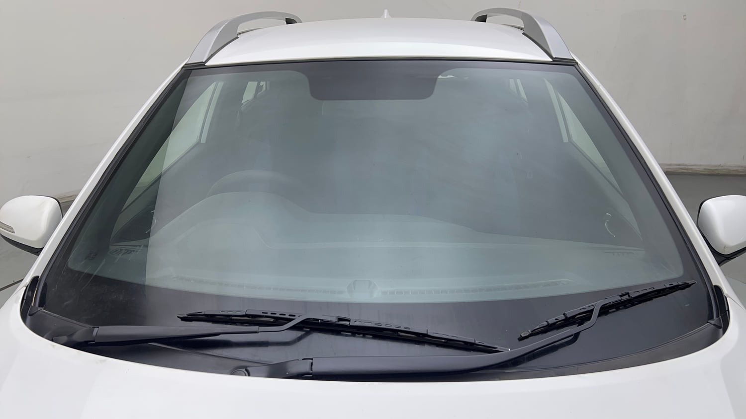 Used 2019 Hyundai i20 Active 1.2 SX Petrol Manual exterior FRONT WINDSHIELD VIEW