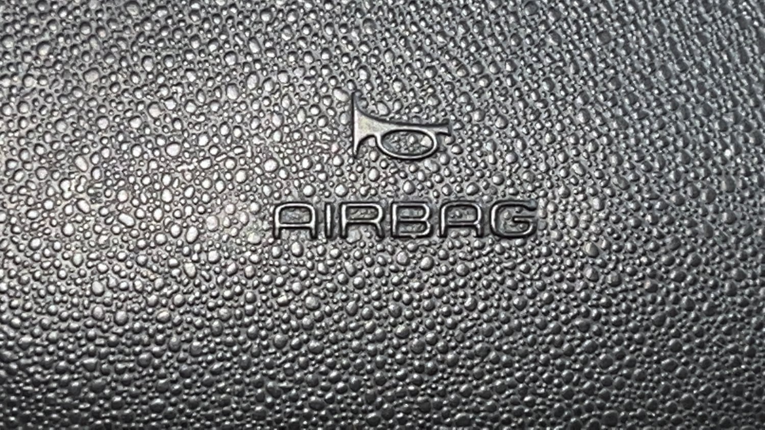 Used 2016 Mahindra Scorpio S6 Plus Diesel Manual top_features Airbags