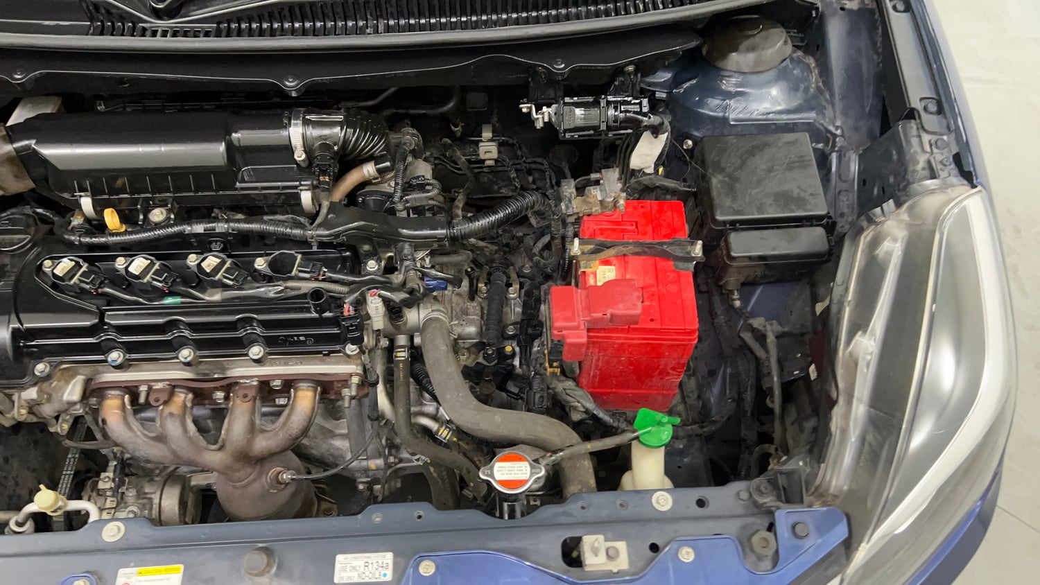 Used 2018 Maruti Suzuki Baleno Alpha 1.2 AT Petrol Automatic engine ENGINE LEFT SIDE VIEW