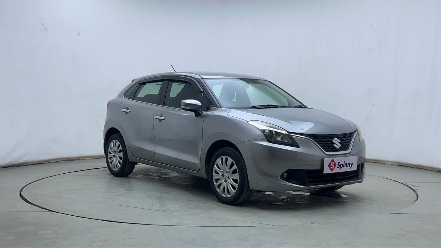 Used 2015 Maruti Suzuki Baleno Alpha 1.2 Petrol Manual exterior RIGHT FRONT CORNER VIEW