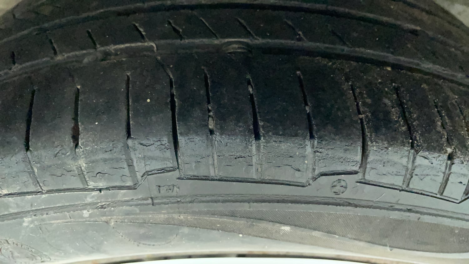 Used 2014 Honda Amaze 1.2 S i-VTEC Petrol Manual tyres RIGHT REAR TYRE TREAD VIEW