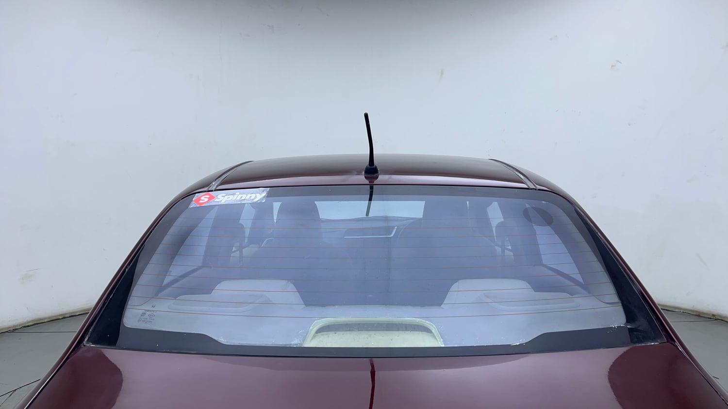 Used 2016 Honda Amaze 1.2 VX i-VTEC Petrol Manual exterior BACK WINDSHIELD VIEW