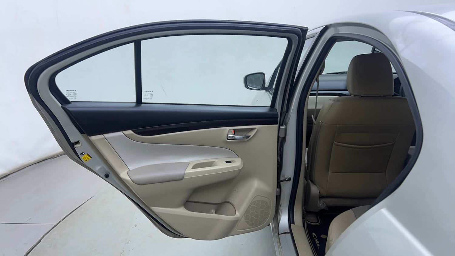 Used 2016 Maruti Suzuki Ciaz ZXi Petrol Manual interior LEFT REAR DOOR OPEN VIEW