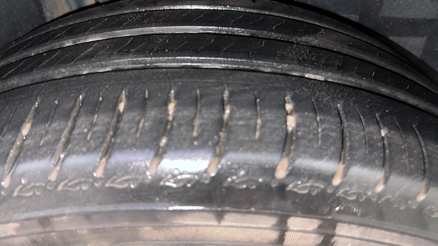 Used 2023 Skoda Slavia Style 1.5L TSI DSG Petrol Automatic tyres RIGHT REAR TYRE TREAD VIEW