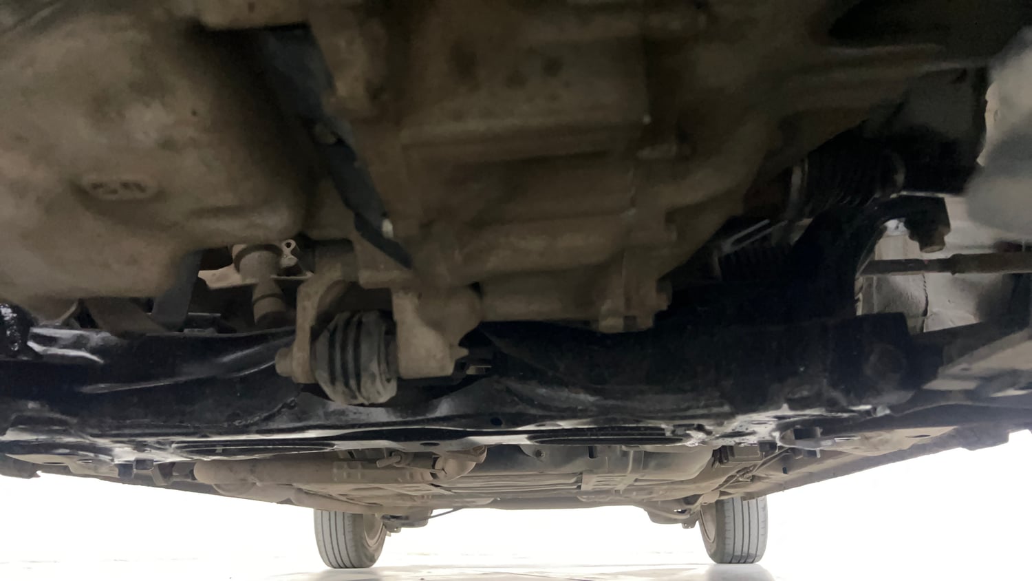 Used 2016 Honda Jazz VX Petrol+cng(outside fitted) Cng Manual extra FRONT LEFT UNDERBODY VIEW