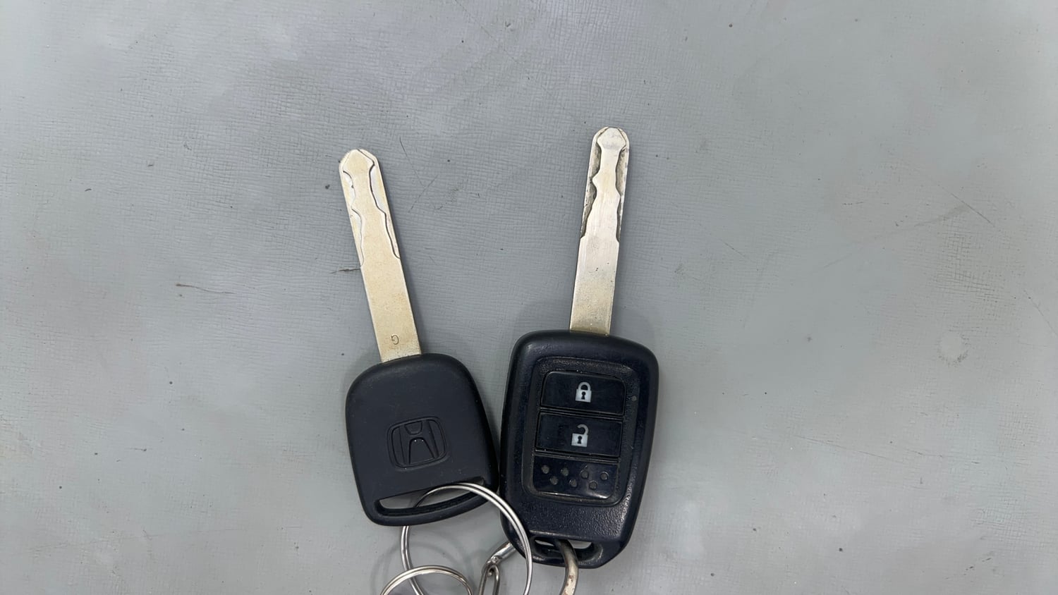 Used 2016 Honda Jazz VX Petrol+cng(outside fitted) Cng Manual extra CAR KEY VIEW