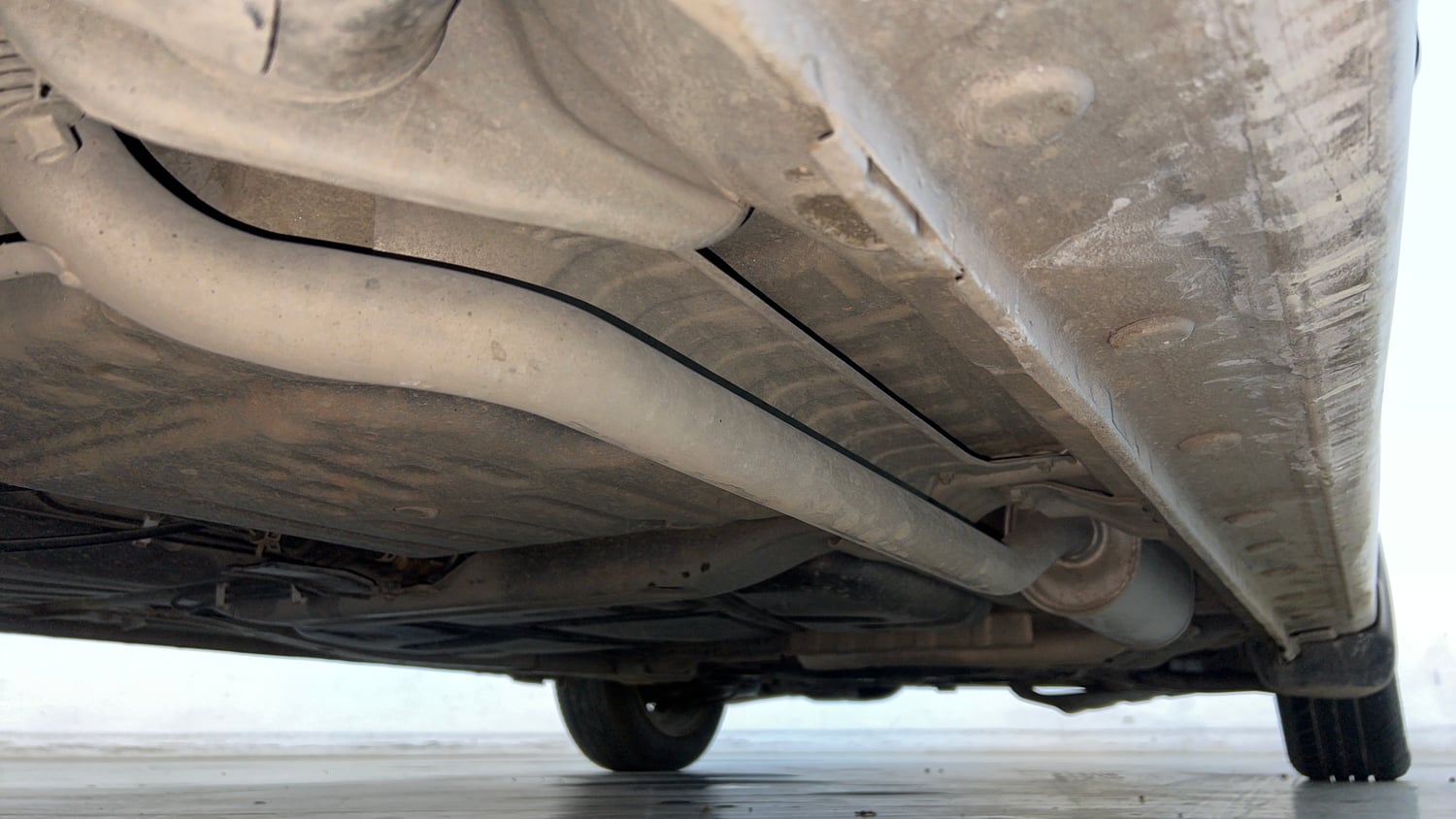 Used 2013 Honda City 1.5 S MT Petrol Manual extra REAR RIGHT UNDERBODY VIEW