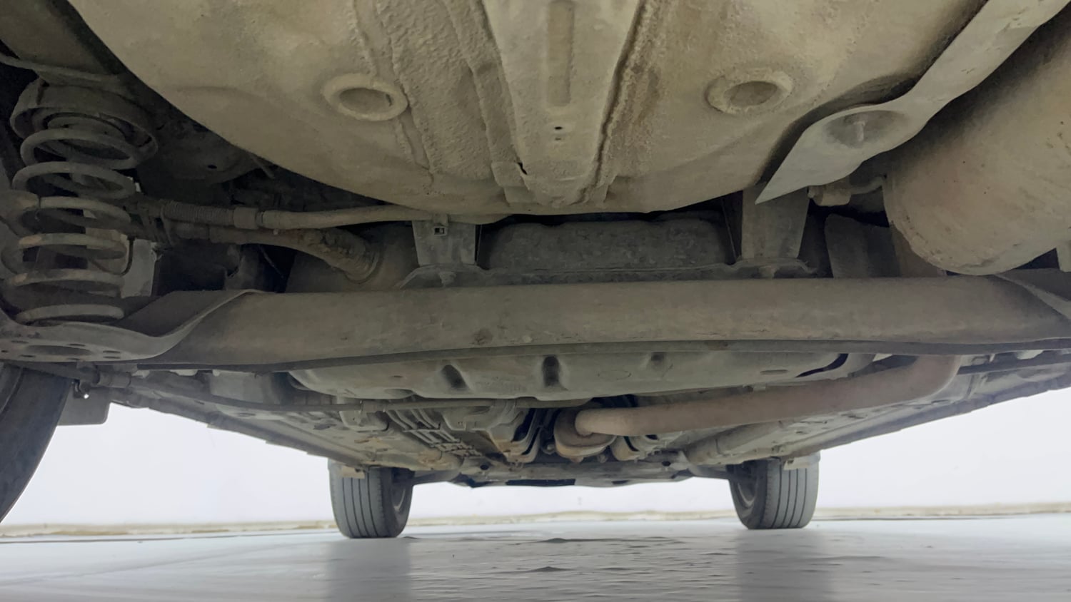 Used 2019 Hyundai Venue SX Plus 1.0 Turbo DCT Petrol Automatic extra REAR UNDERBODY VIEW (TAKEN FROM REAR)