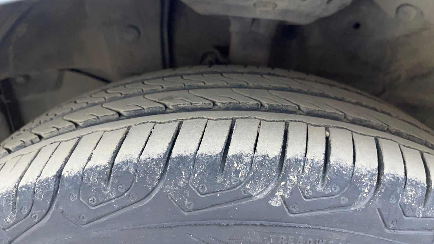 Used 2018 Honda Amaze 1.2 V CVT Petrol Petrol Automatic tyres LEFT FRONT TYRE TREAD VIEW