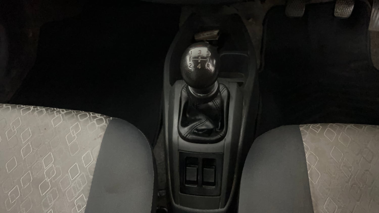 Used 2017 Maruti Suzuki Alto 800 VXi Petrol Manual interior GEAR  KNOB VIEW