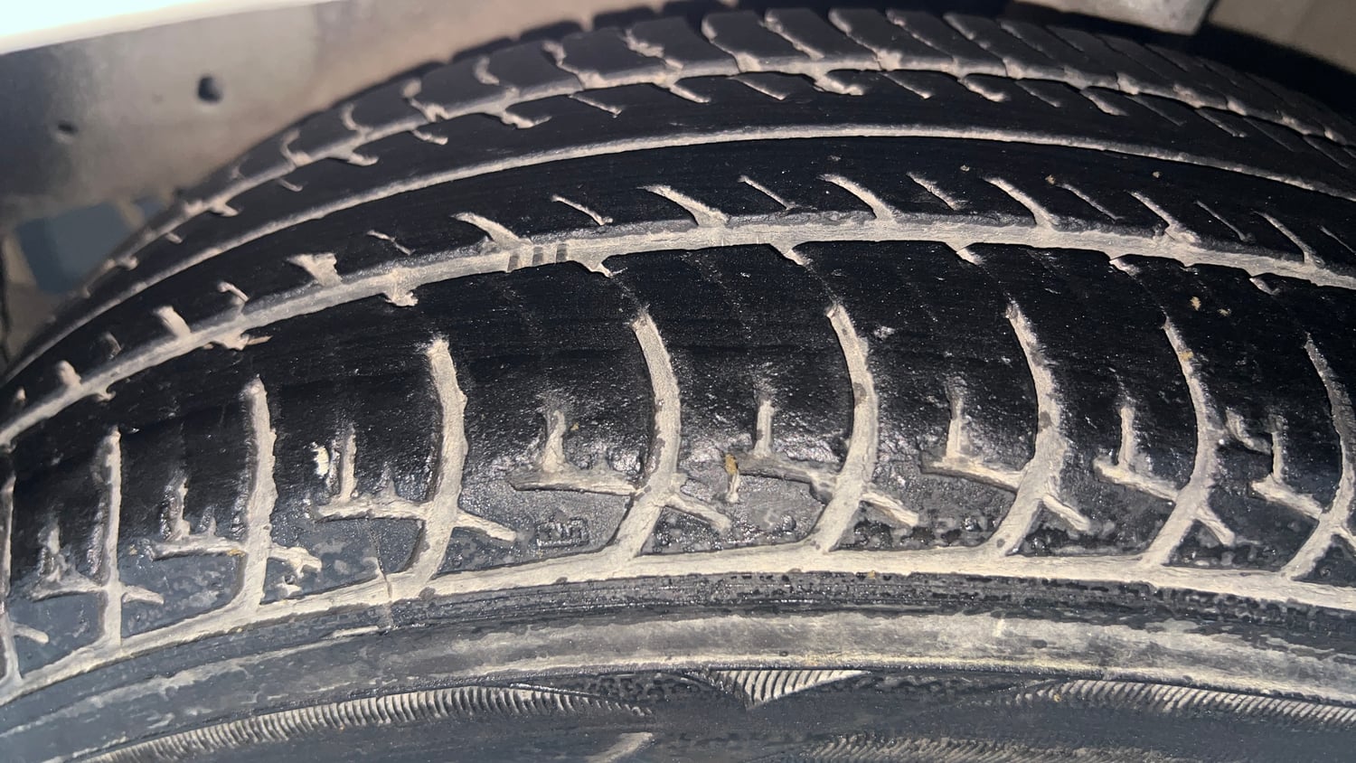 Used 2017 Maruti Suzuki Celerio ZXi Petrol Manual tyres LEFT REAR TYRE TREAD VIEW