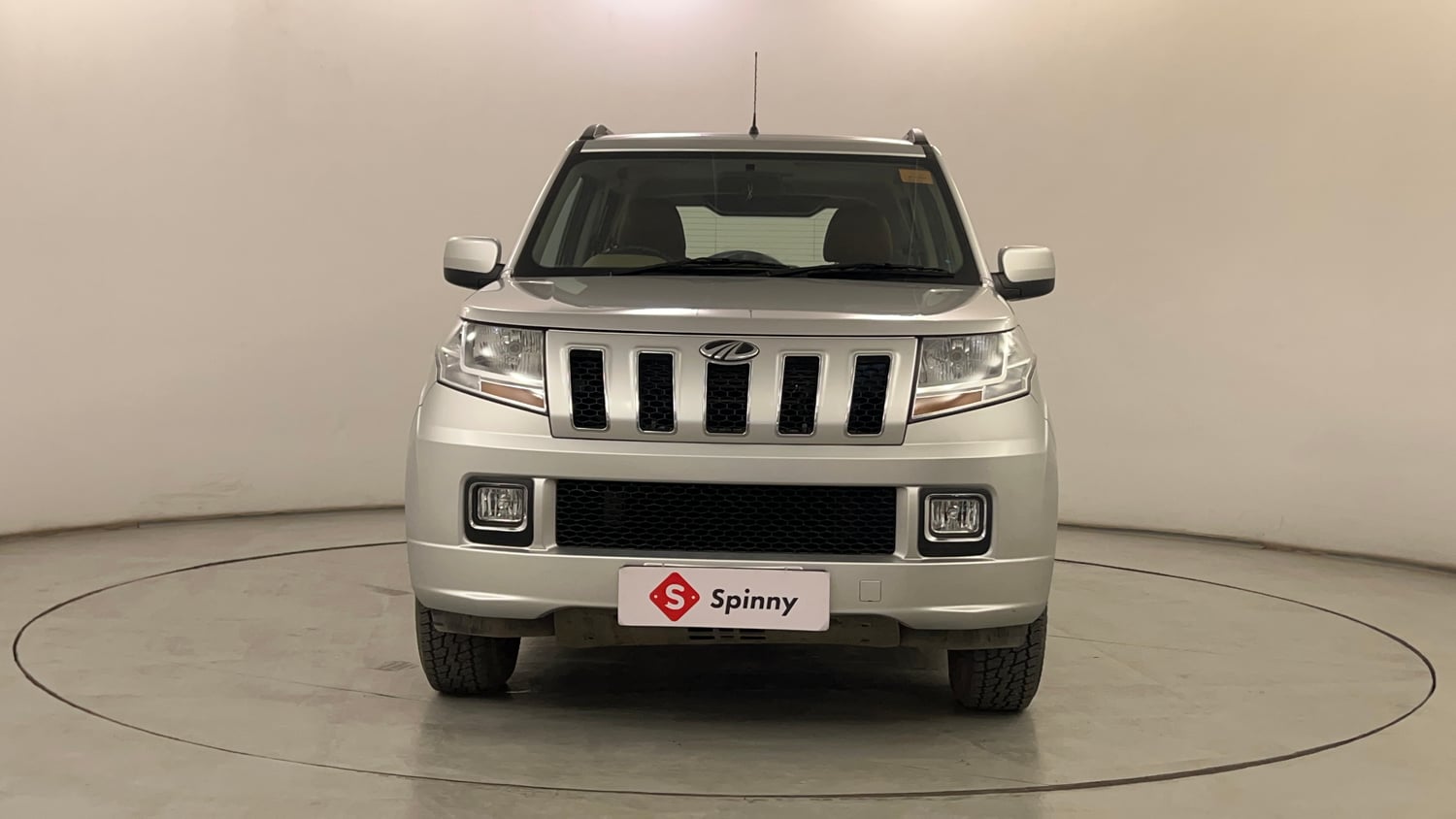 Used 2016 Mahindra TUV300 T8 Diesel Manual exterior FRONT VIEW