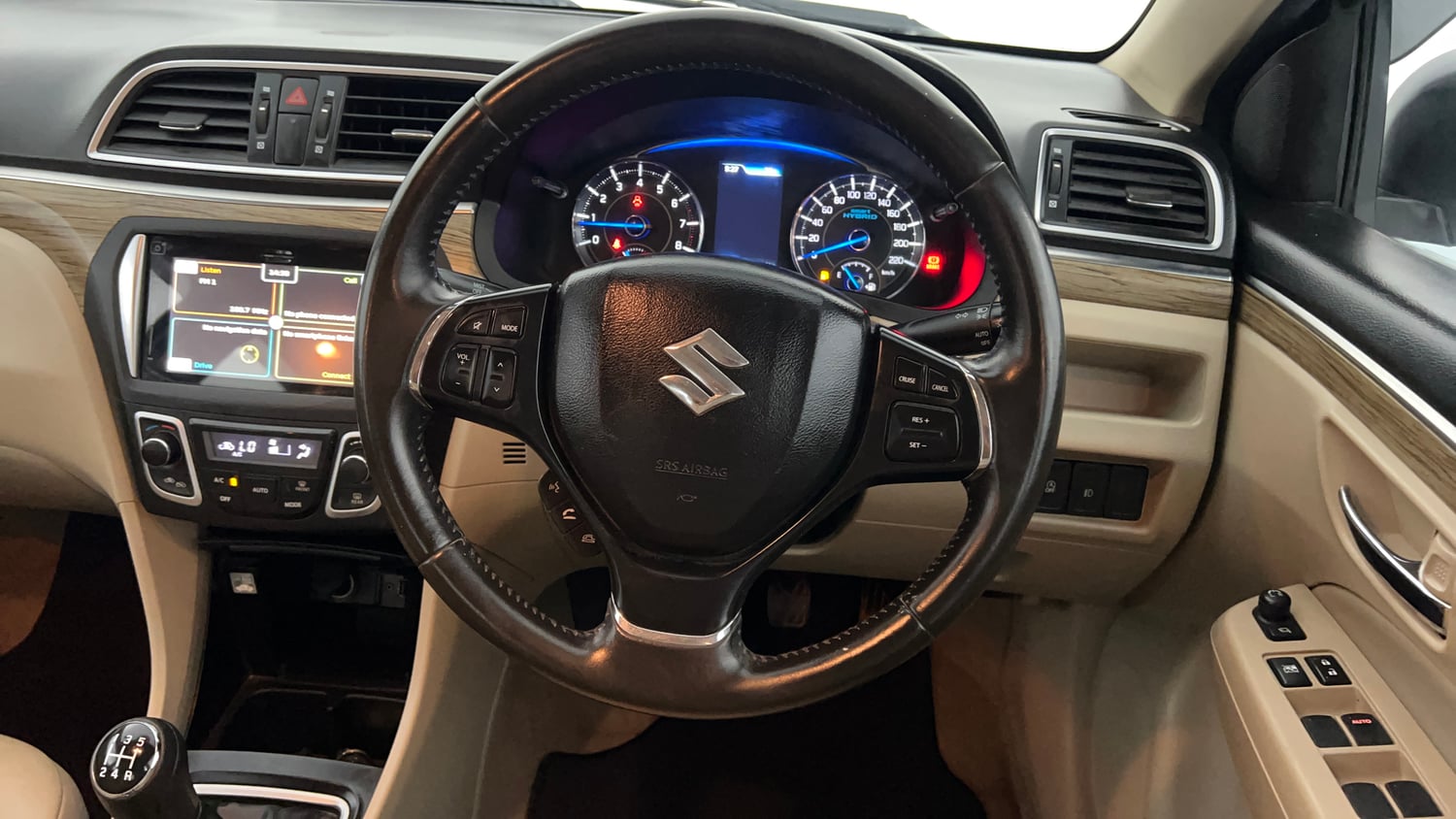 Used 2018 Maruti Suzuki Ciaz Alpha Hybrid 1.5 Petrol Manual interior STEERING VIEW