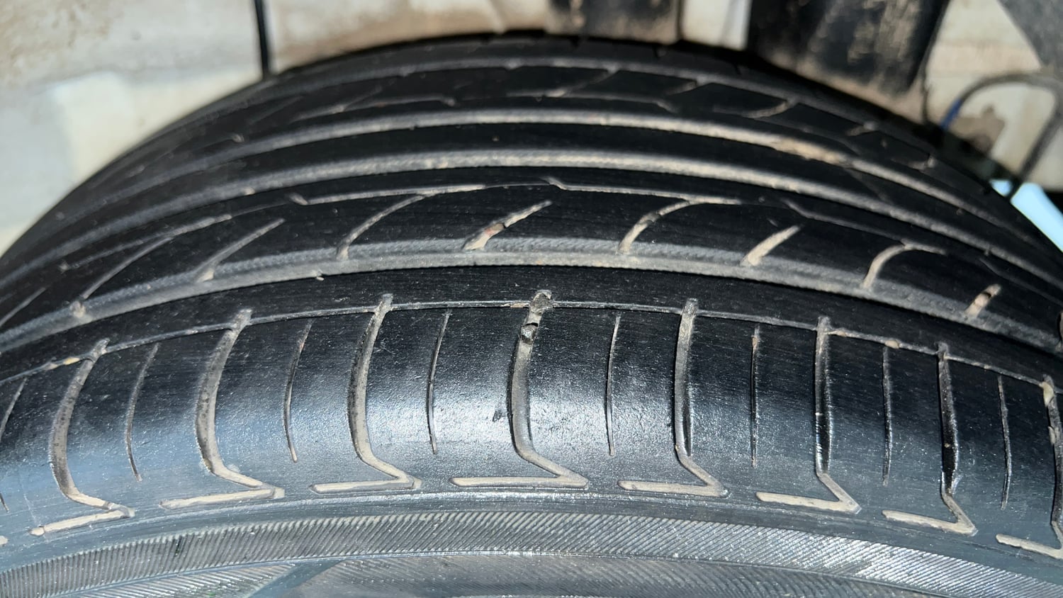 Used 2019 Hyundai i20 Active 1.2 SX Petrol Manual tyres LEFT REAR TYRE TREAD VIEW