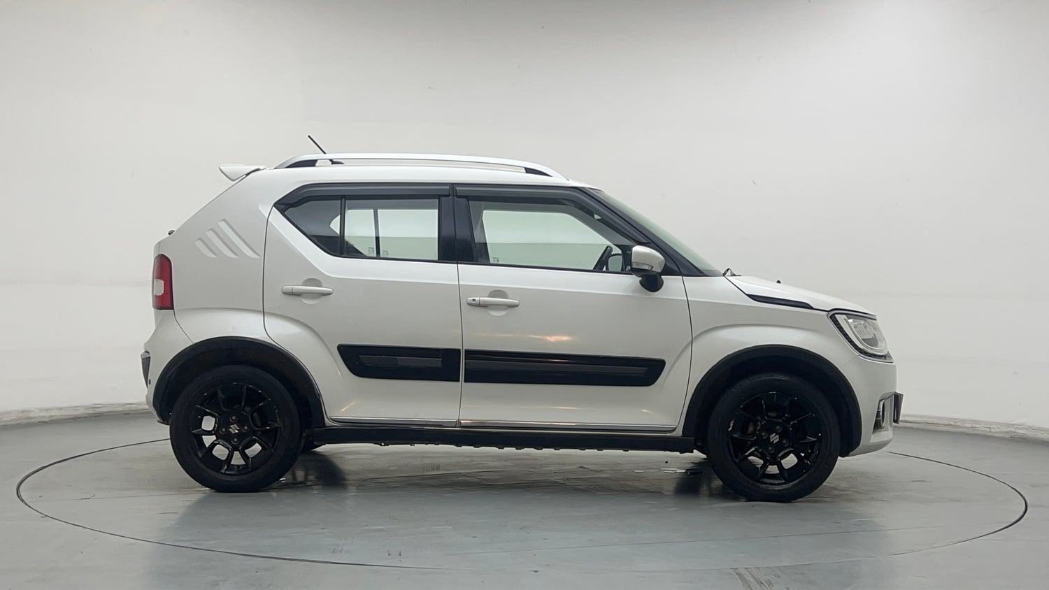 Used 2019 Maruti Suzuki Ignis Alpha 1.2 AMT Petrol Automatic exterior RIGHT SIDE VIEW