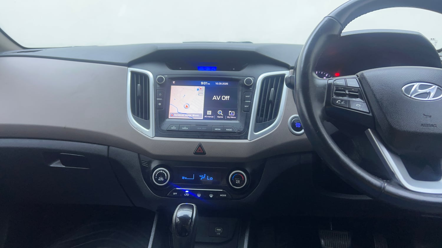 Used 2019 Hyundai Creta SX 1.6 AT Petrol Petrol Automatic interior MUSIC SYSTEM & AC CONTROL VIEW