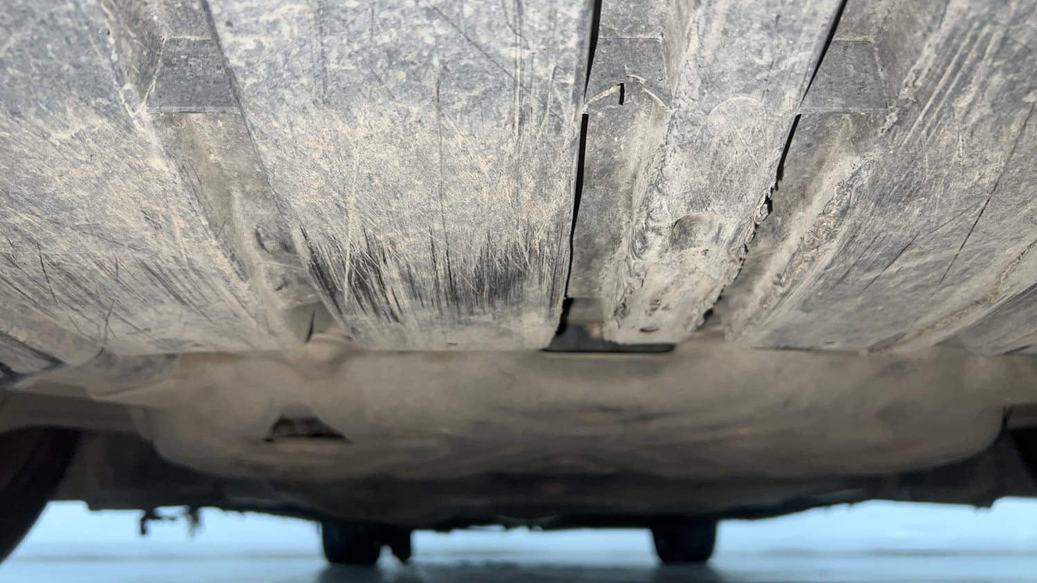 Used 2020 Mercedes-Benz S-Class (W222) S 350D Diesel Automatic extra FRONT LEFT UNDERBODY VIEW