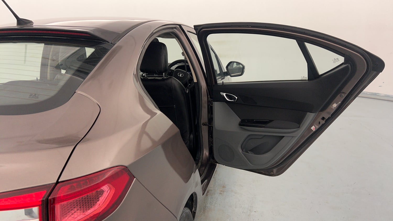 Used 2018 Tata Tigor Revotorq XZ (O) Diesel Manual interior RIGHT REAR DOOR OPEN VIEW