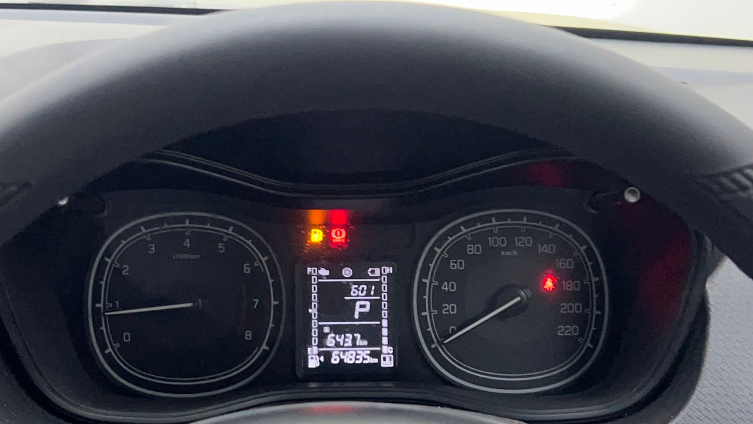 Used 2020 Maruti Suzuki Vitara Brezza VXi AT SHVS Petrol Automatic interior CLUSTERMETER VIEW