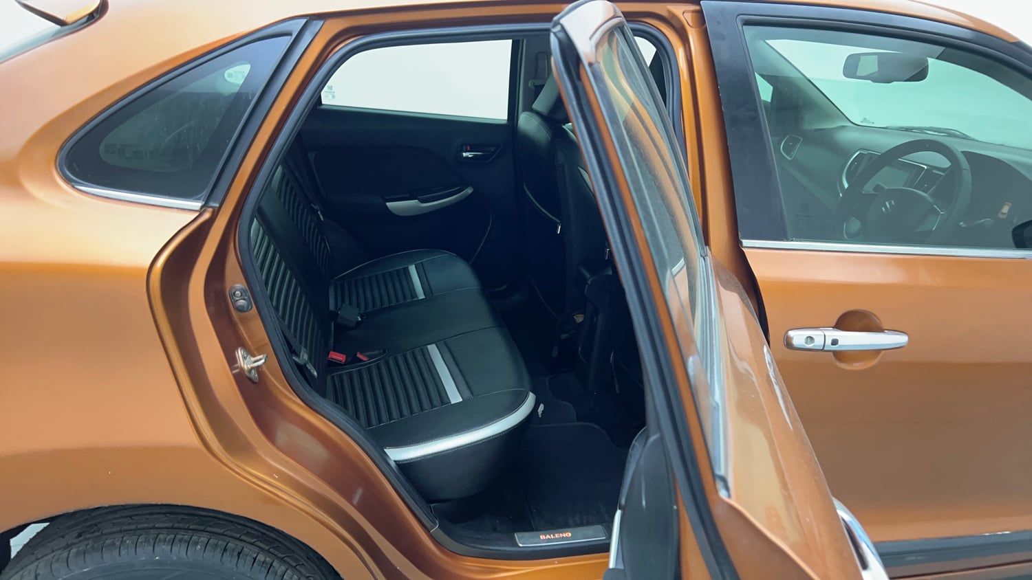 Used 2018 Maruti Suzuki Baleno Alpha 1.2 Petrol Manual interior RIGHT SIDE REAR DOOR CABIN VIEW