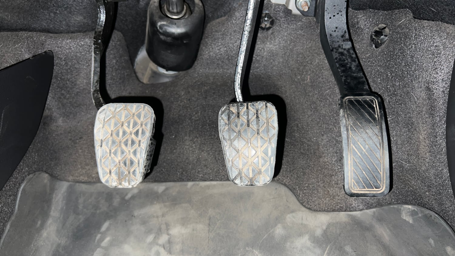Used 2018 Ford Freestyle Titanium Plus 1.2 Ti-VCT Petrol Manual interior PEDALS VIEW