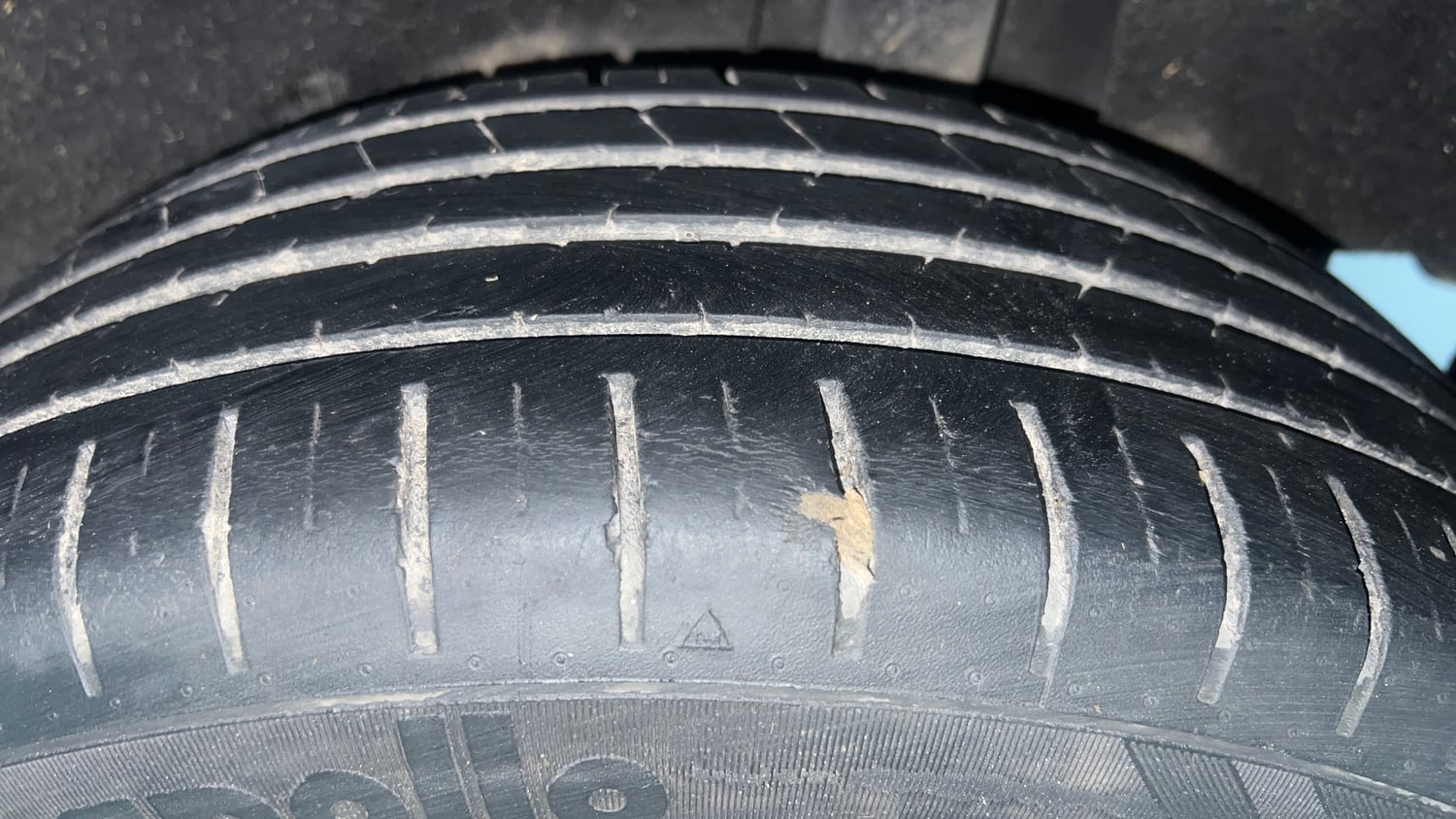 Used 2020 Toyota Glanza V CVT Petrol Automatic tyres LEFT REAR TYRE TREAD VIEW