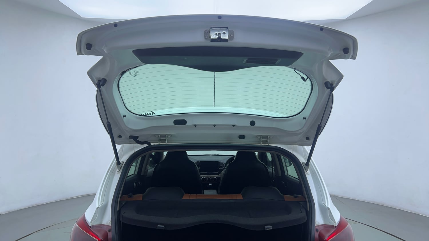 Used 2019 Hyundai Grand i10 Sportz AT 1.2 Kappa VTVT Petrol Automatic interior DICKY DOOR OPEN VIEW