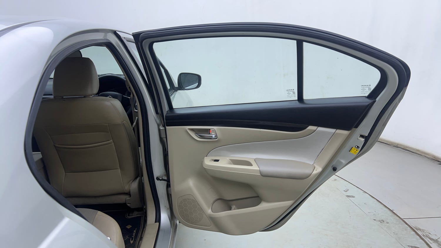 Used 2016 Maruti Suzuki Ciaz ZXi Petrol Manual interior RIGHT REAR DOOR OPEN VIEW
